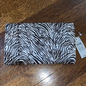 Ann Taylor clutch